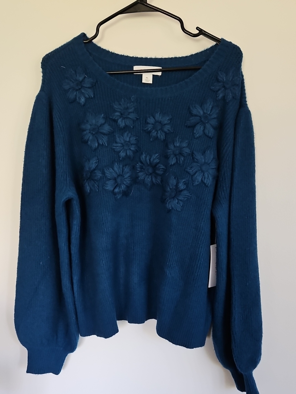 Liz Claiborne Teal Floral Appliqué Crewneck Sweater